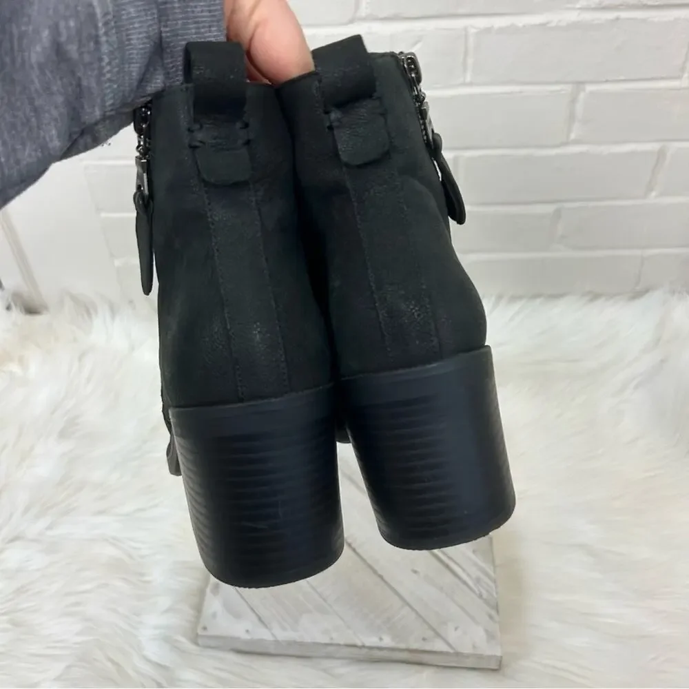 Crown Vintage Black Side Zipper Booties Size 9